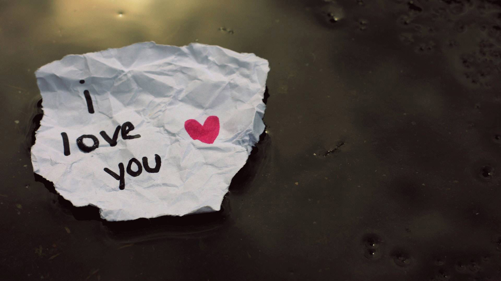 http://www.huntingwithpixels.com/wp-content/uploads/2015/02/love-you-paper.jpg